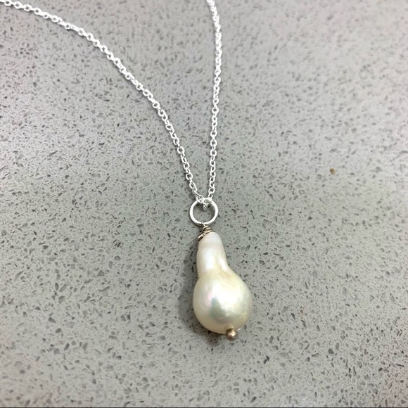 Genuine Baroque Pearl Necklace - Picture 2 of 8